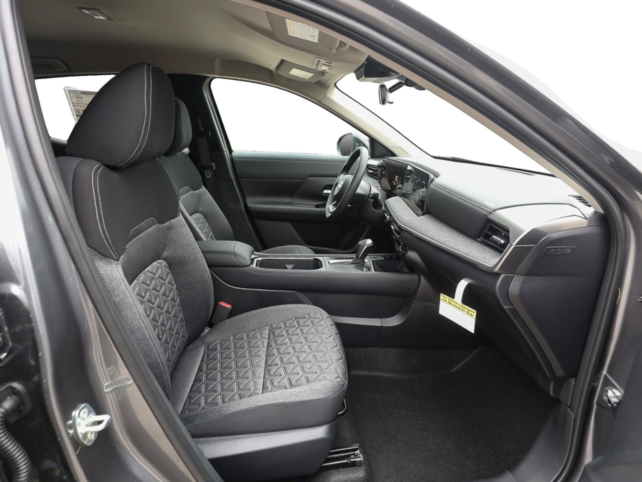 New 2027 Nissan Kicks SV AWD/4WD image 19
