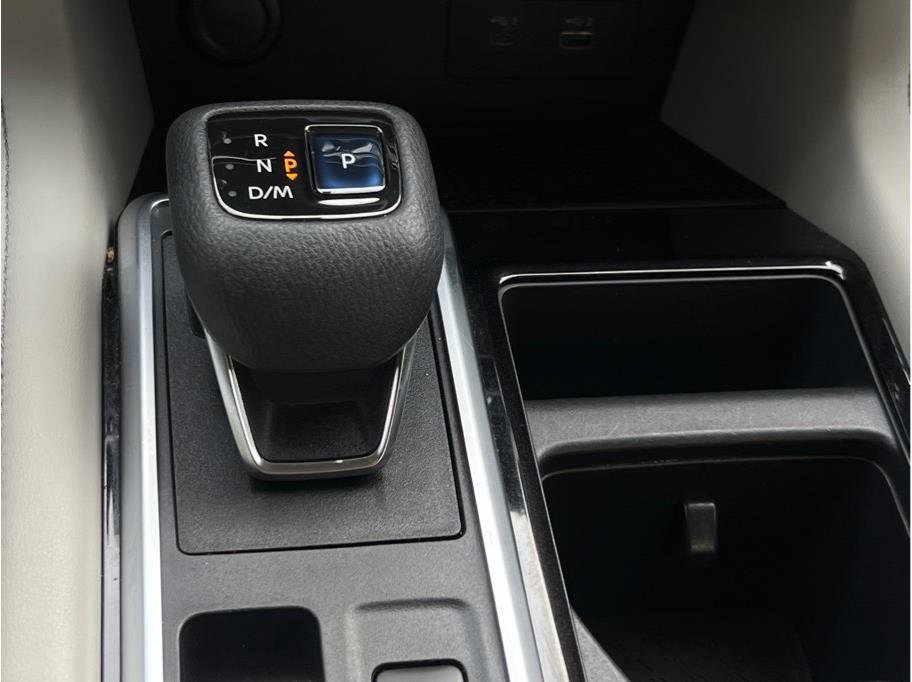 Used 2022 Nissan Pathfinder SV w/ Cargo Package image 18