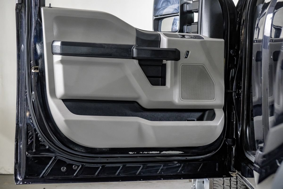 Used 2020 Ford F350 XL w/ STX Appearance Package AWD/4WD image 27