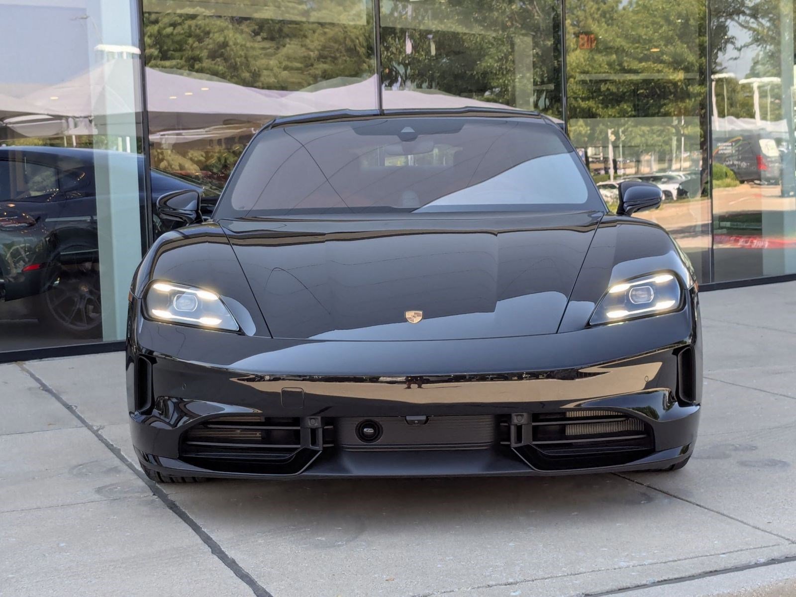 New 2026 Porsche Taycan GTS image 7