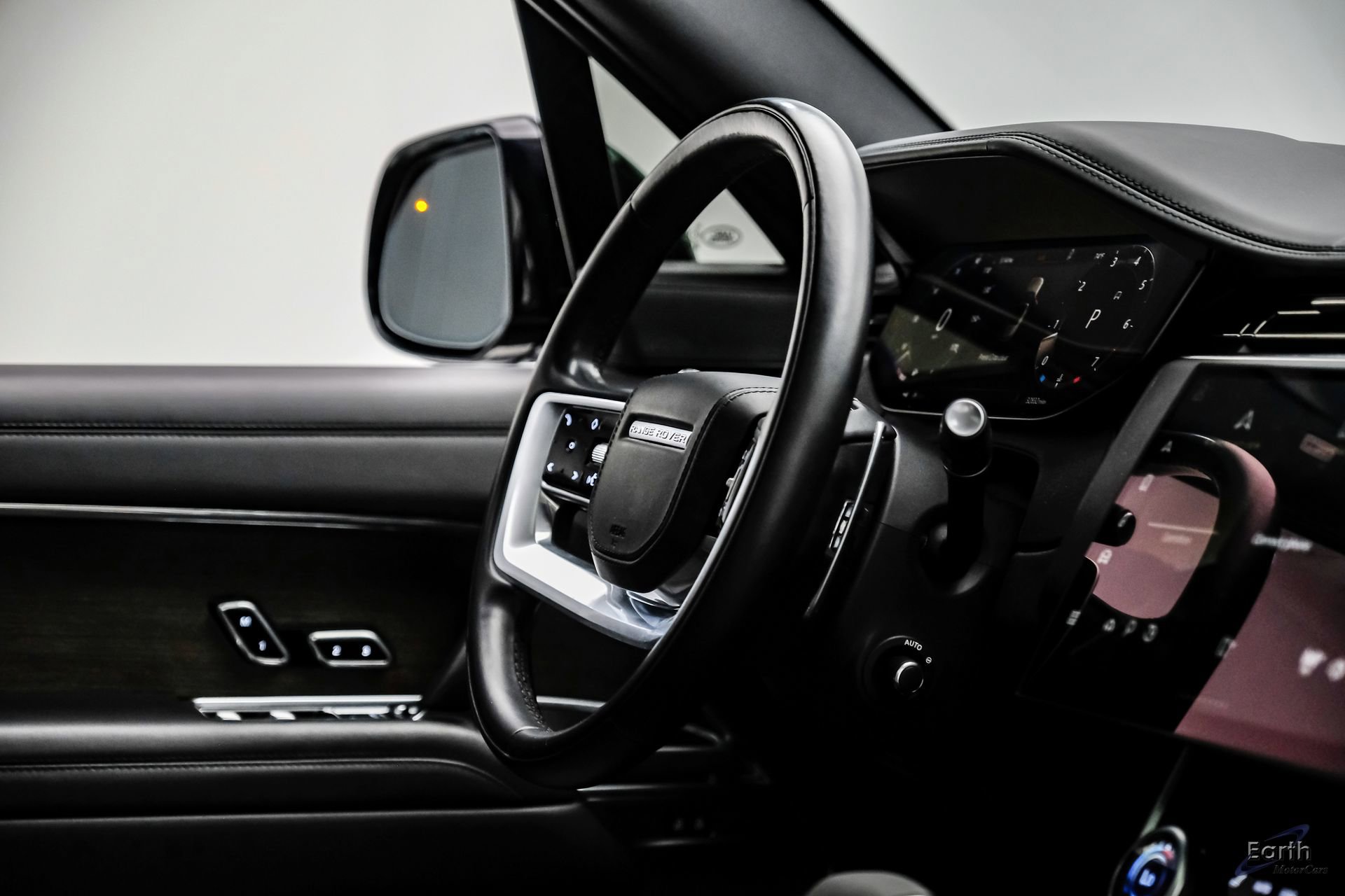 Used 2023 Land Rover Range Rover SE image 50