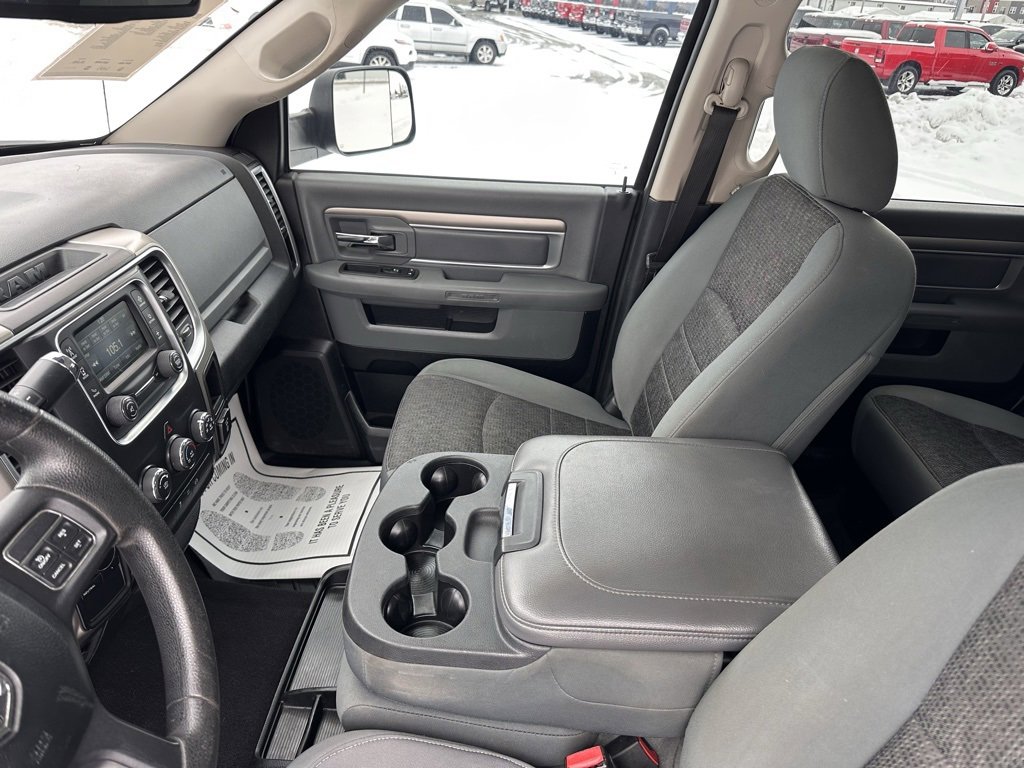 Used 2015 RAM 3500 SLT w/ Cold Weather Group image 15