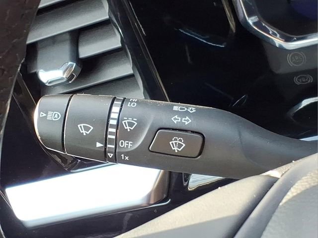 Used 2024 Chevrolet Silverado 1500 LT AWD/4WD image 23