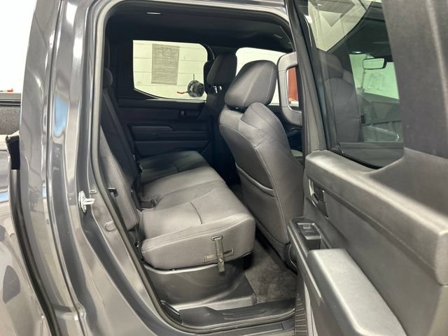 Used 2025 Toyota Tacoma SR5 AWD/4WD image 19