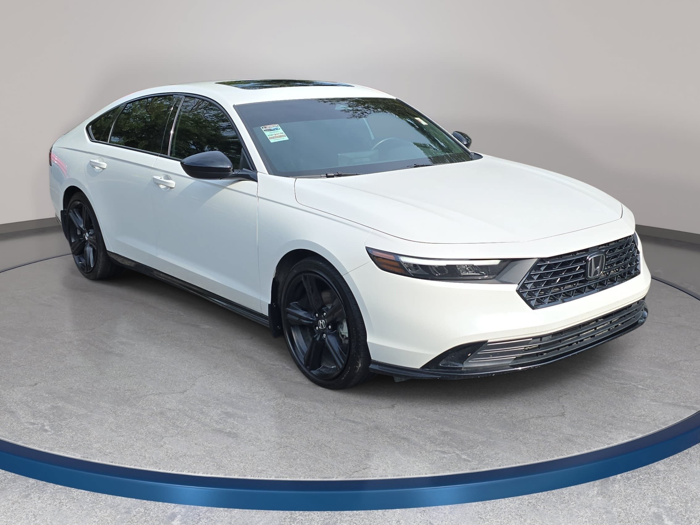 Used 2024 Honda Accord Sport image 3