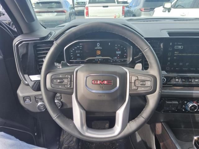 Used 2025 GMC Sierra 1500 SLT w/ SLT Premium Package image 4