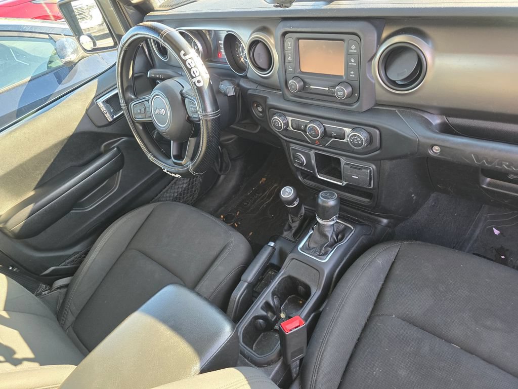 Used 2018 Jeep Wrangler Sport AWD/4WD image 14