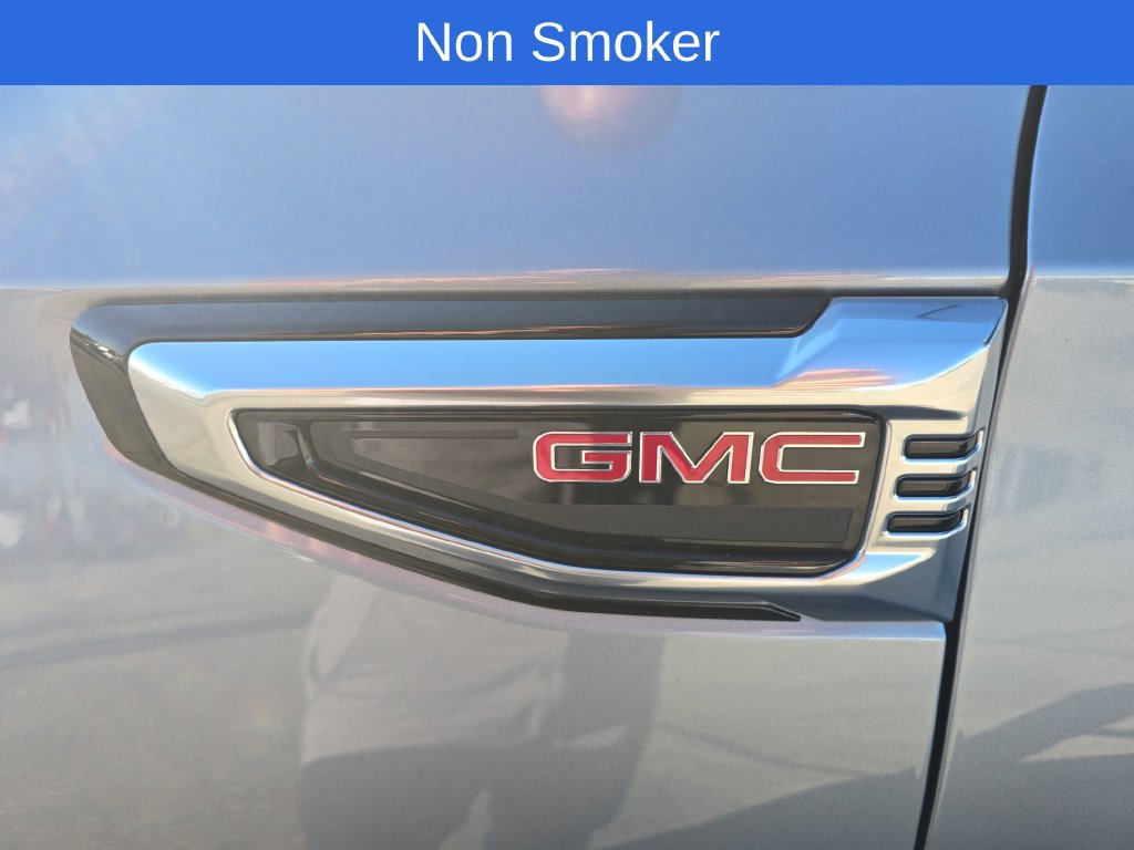 Used 2025 GMC Yukon Denali AWD/4WD image 11