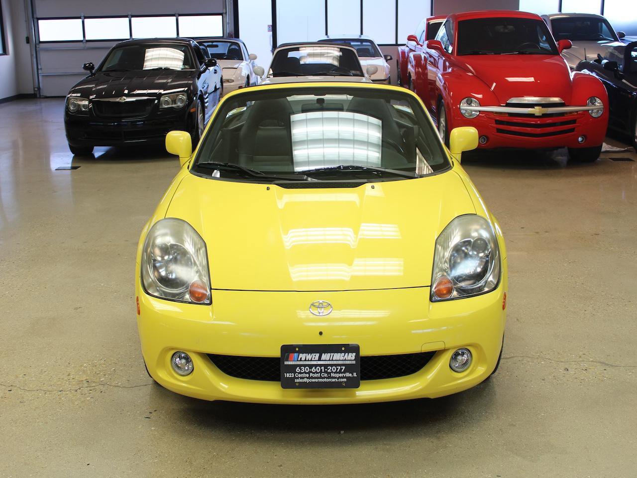Used 2004 Toyota MR2 RWD image 15