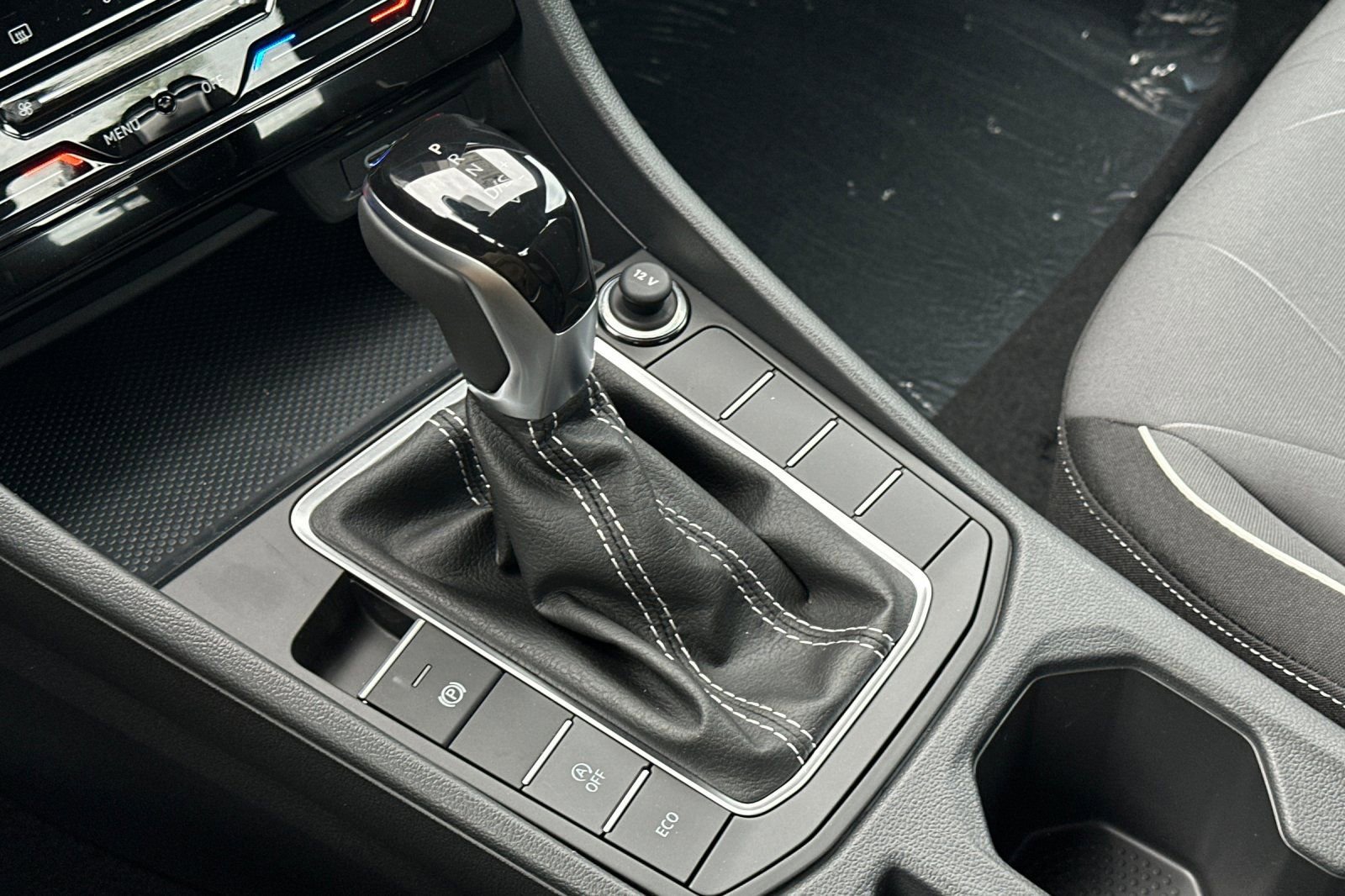 New 2025 Volkswagen Jetta Sport FWD image 20