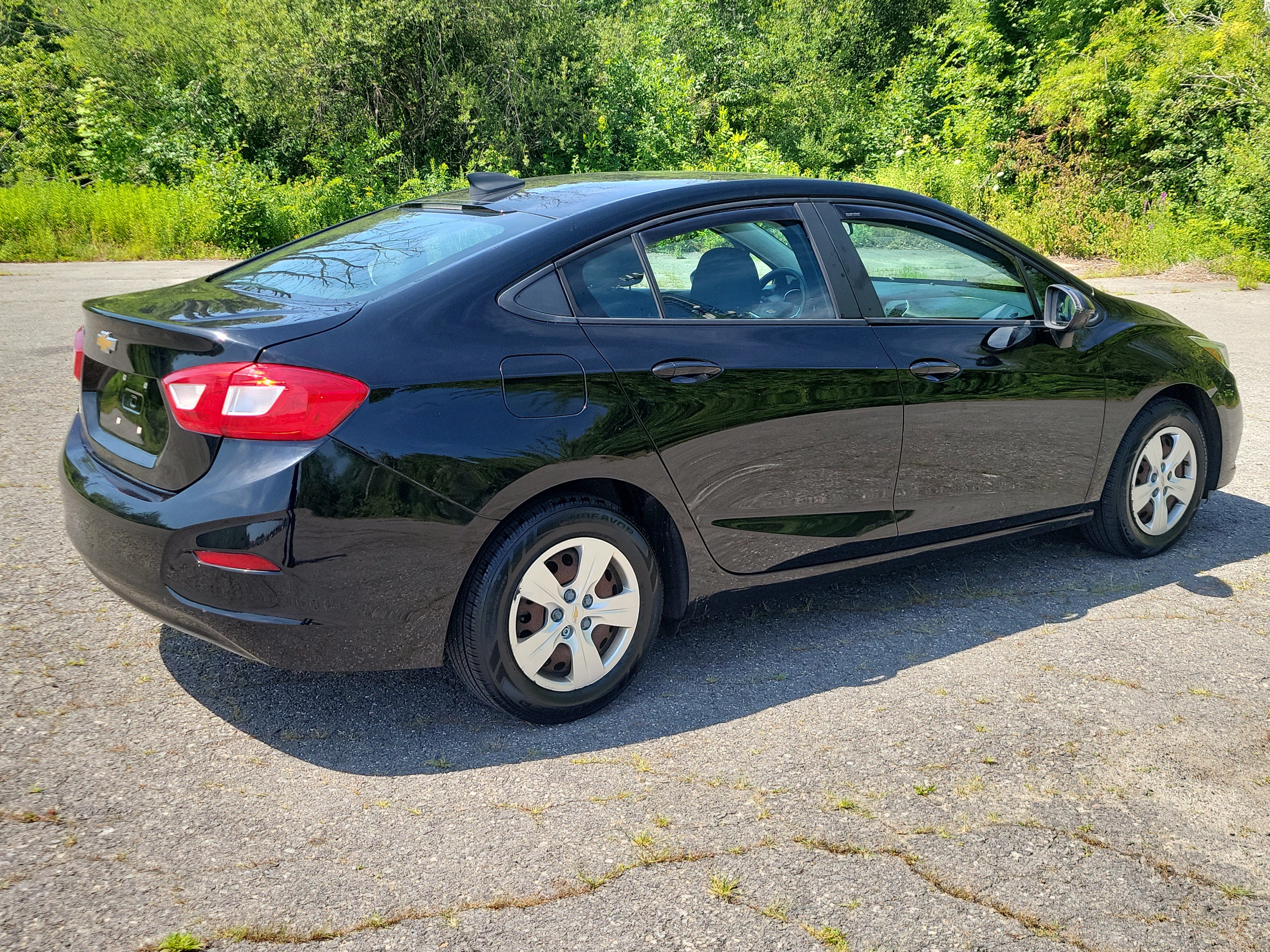 Used 2016 Chevrolet Cruze LS FWD image 5