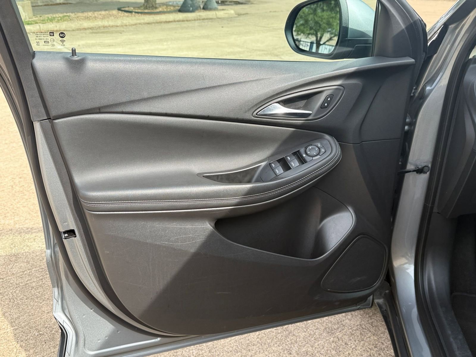 Used 2025 Buick Encore GX Preferred FWD image 18