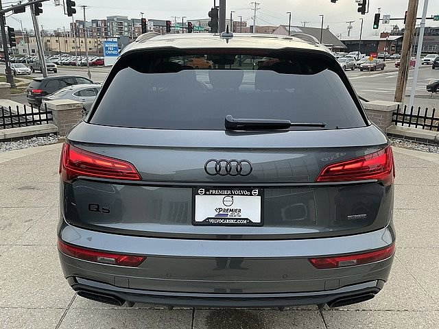 Used 2023 Audi Q5 e Premium Plus image 9