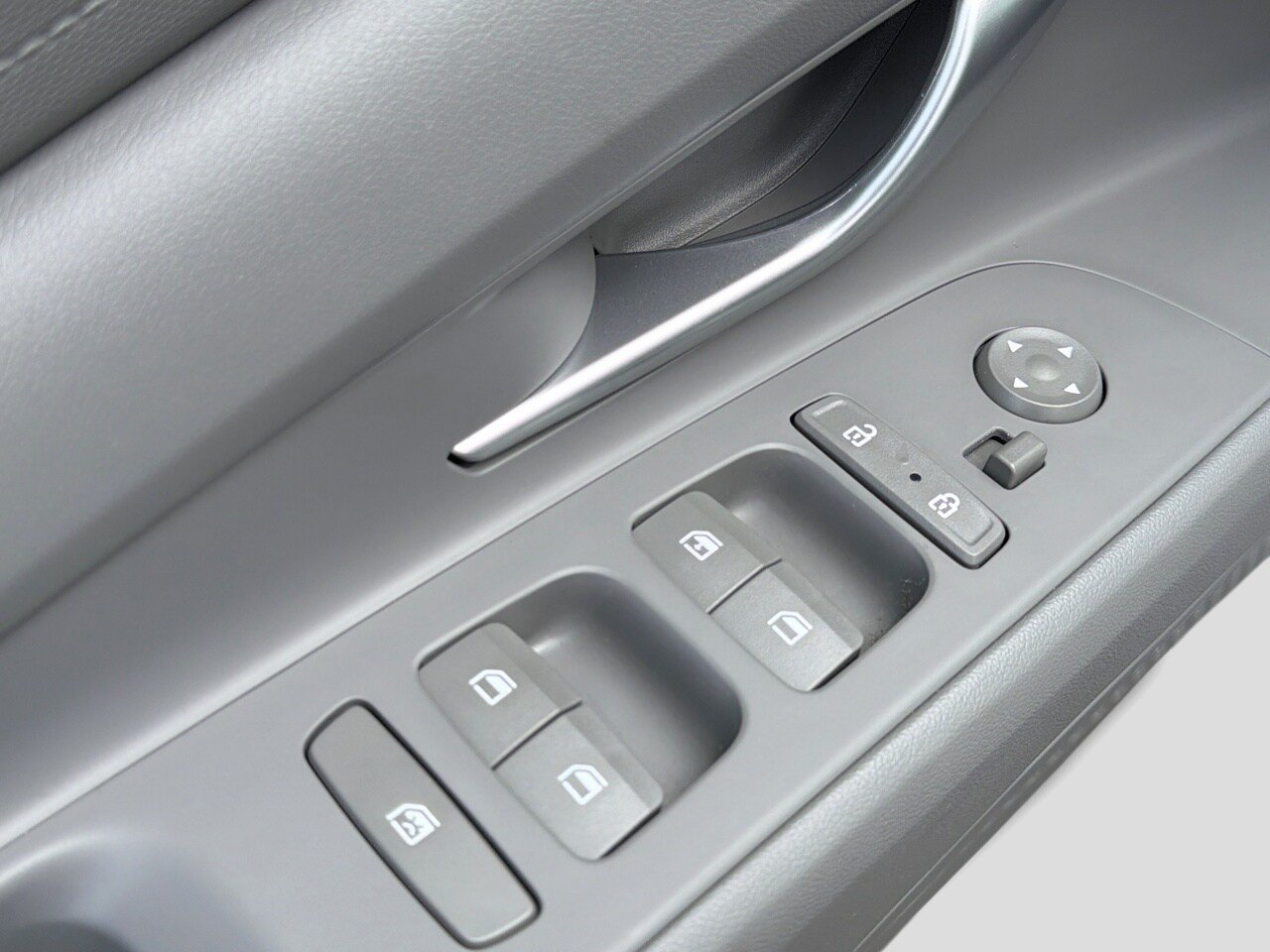 Certified 2023 Hyundai Elantra SE FWD image 16