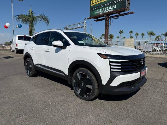 New 2025 Nissan Kicks SR