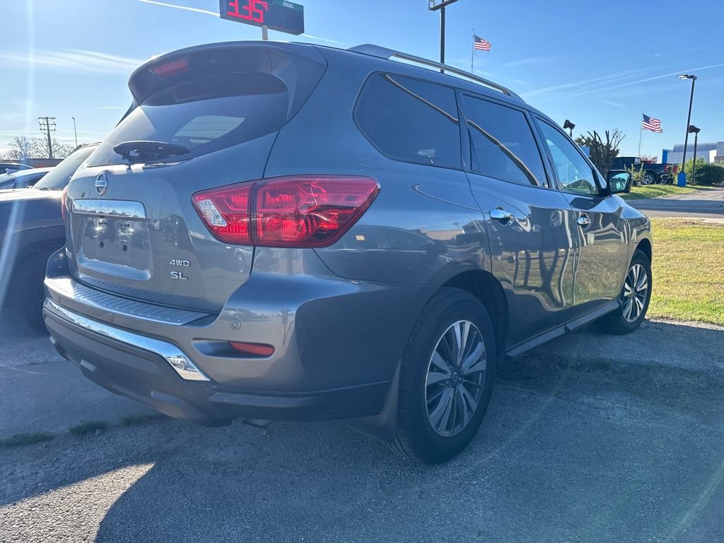 Used 2020 Nissan Pathfinder SL image 4