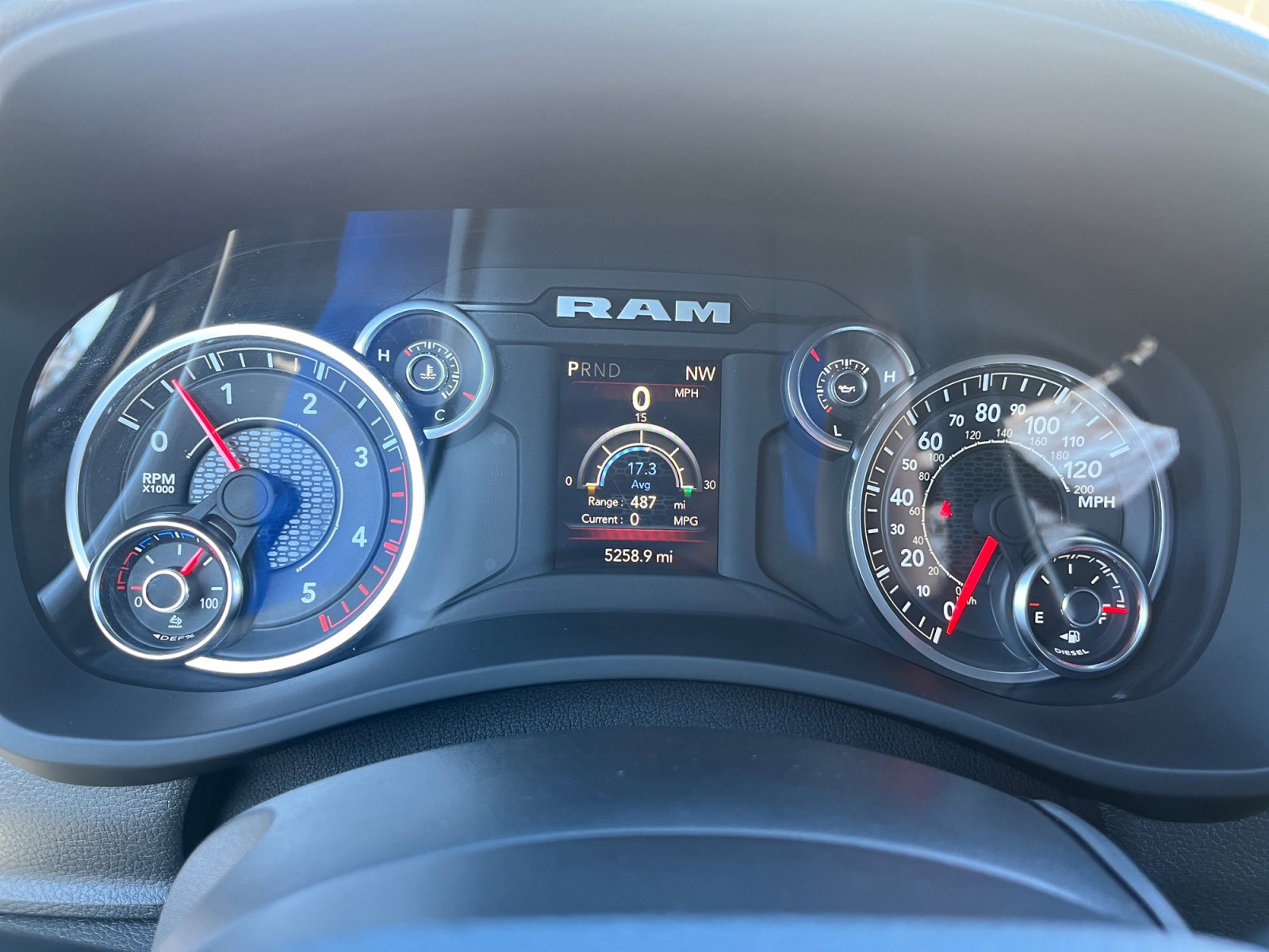 Used 2024 RAM 2500 Tradesman w/ Chrome Appearance Group image 19