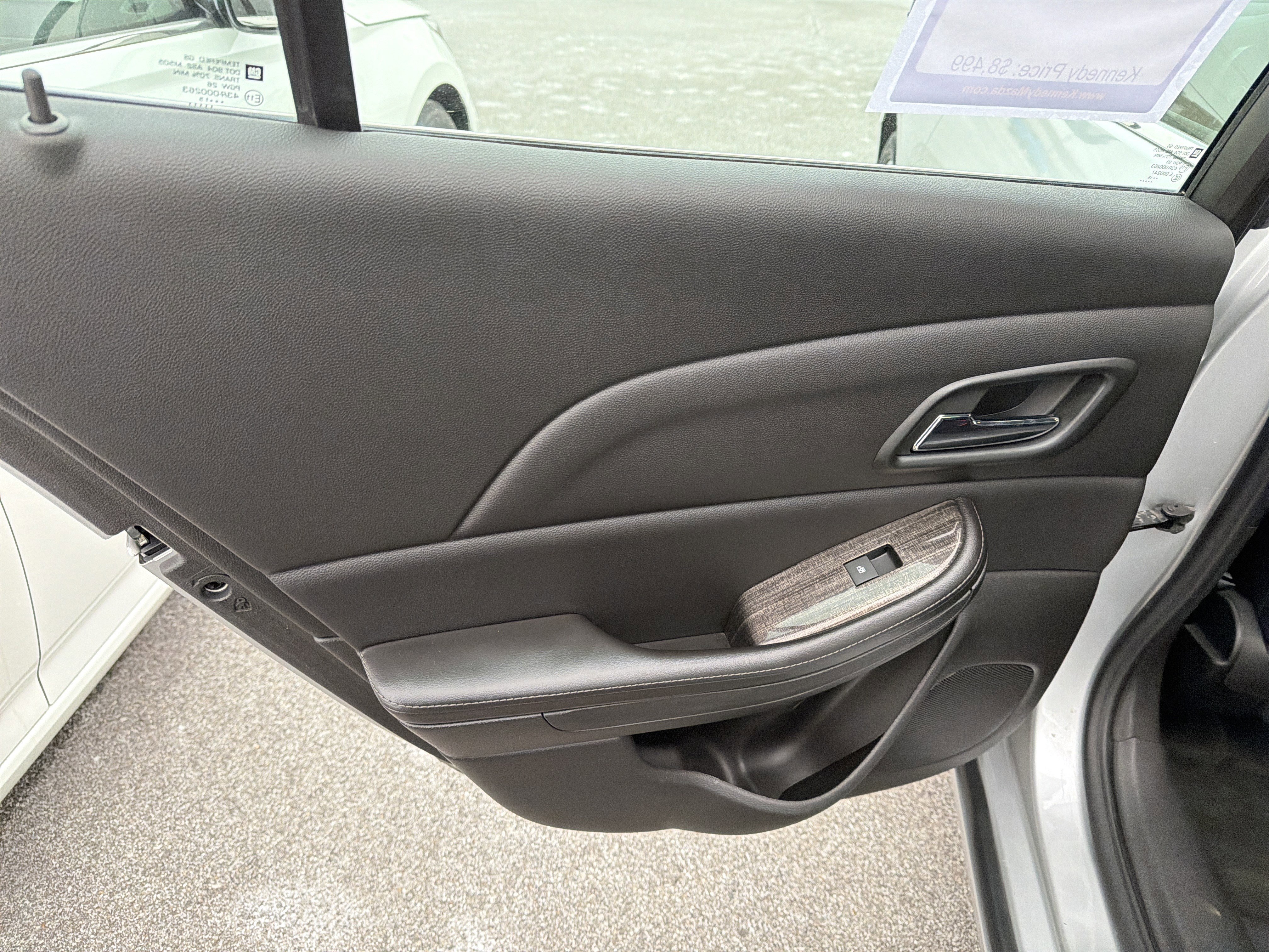 Used 2015 Chevrolet Malibu LT w/ Leather Package image 16