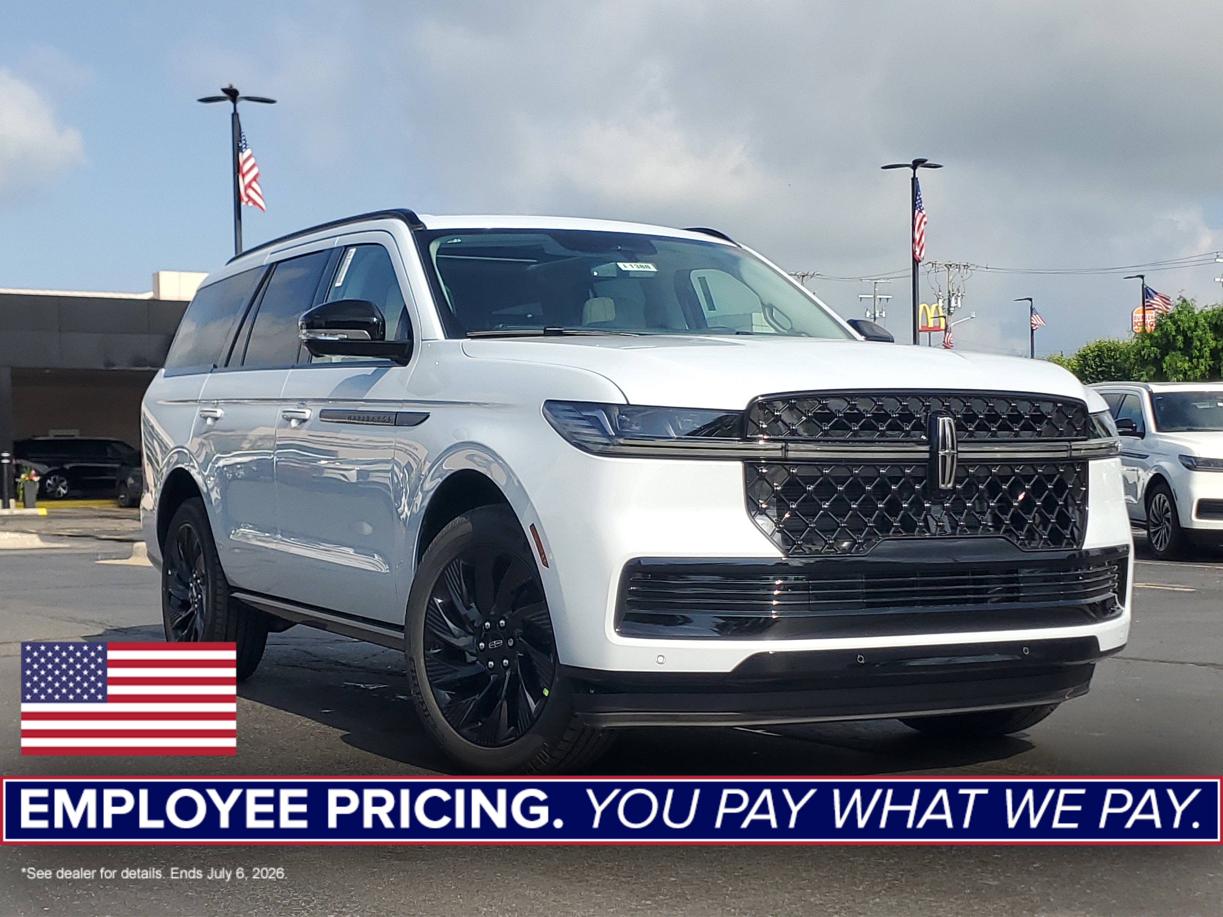 New 2026 Lincoln Navigator Reserve w/ Jet Appearance Package