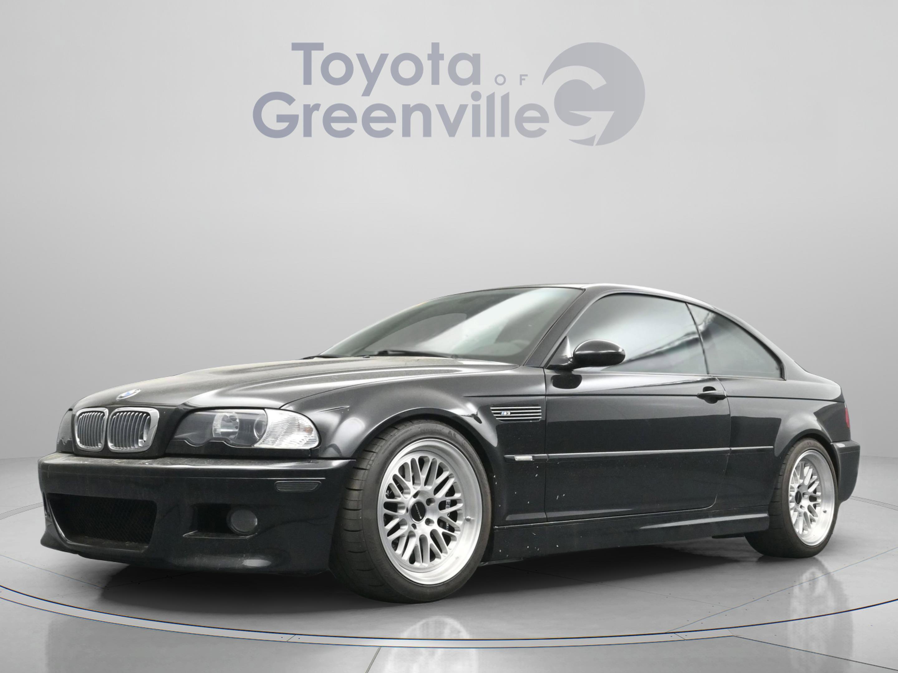 Used 2004 BMW M3 Coupe RWD video 1