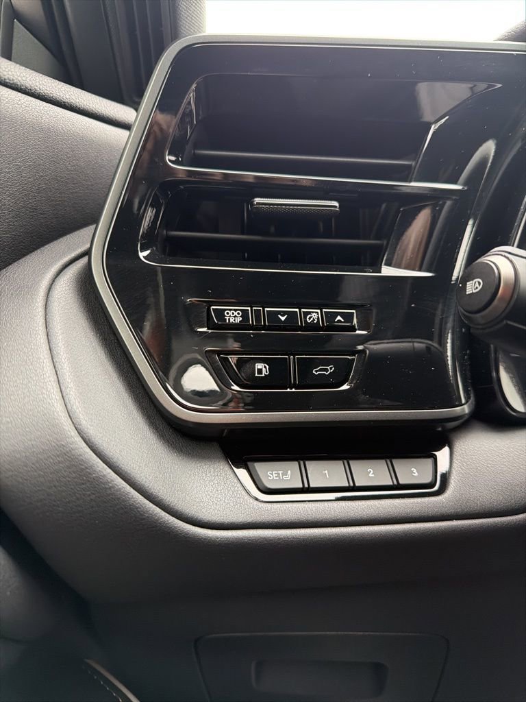 Certified 2026 Lexus TX 500h AWD w/ Technology Package image 42