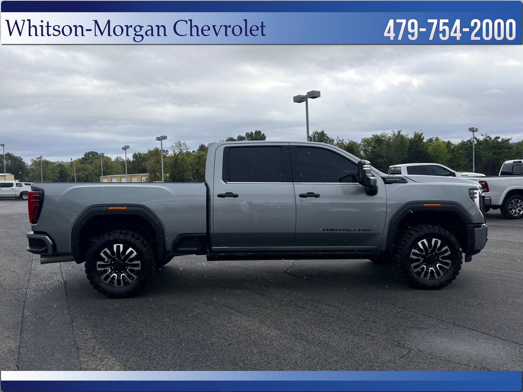 Used 2024 GMC Sierra 2500 Denali Ultimate AWD/4WD image 4