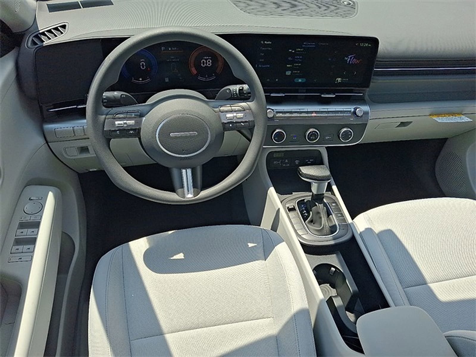 Used 2026 Hyundai Kona SE AWD/4WD image 8