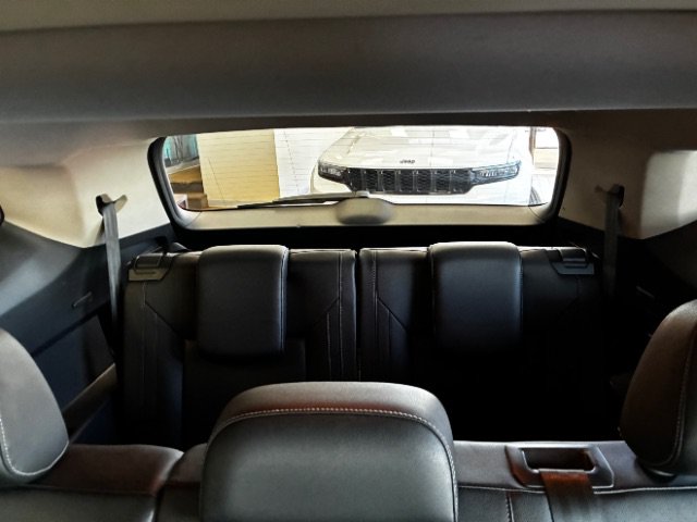 Used 2020 Volkswagen Atlas SE w/ Panoramic Sunroof Package FWD image 29