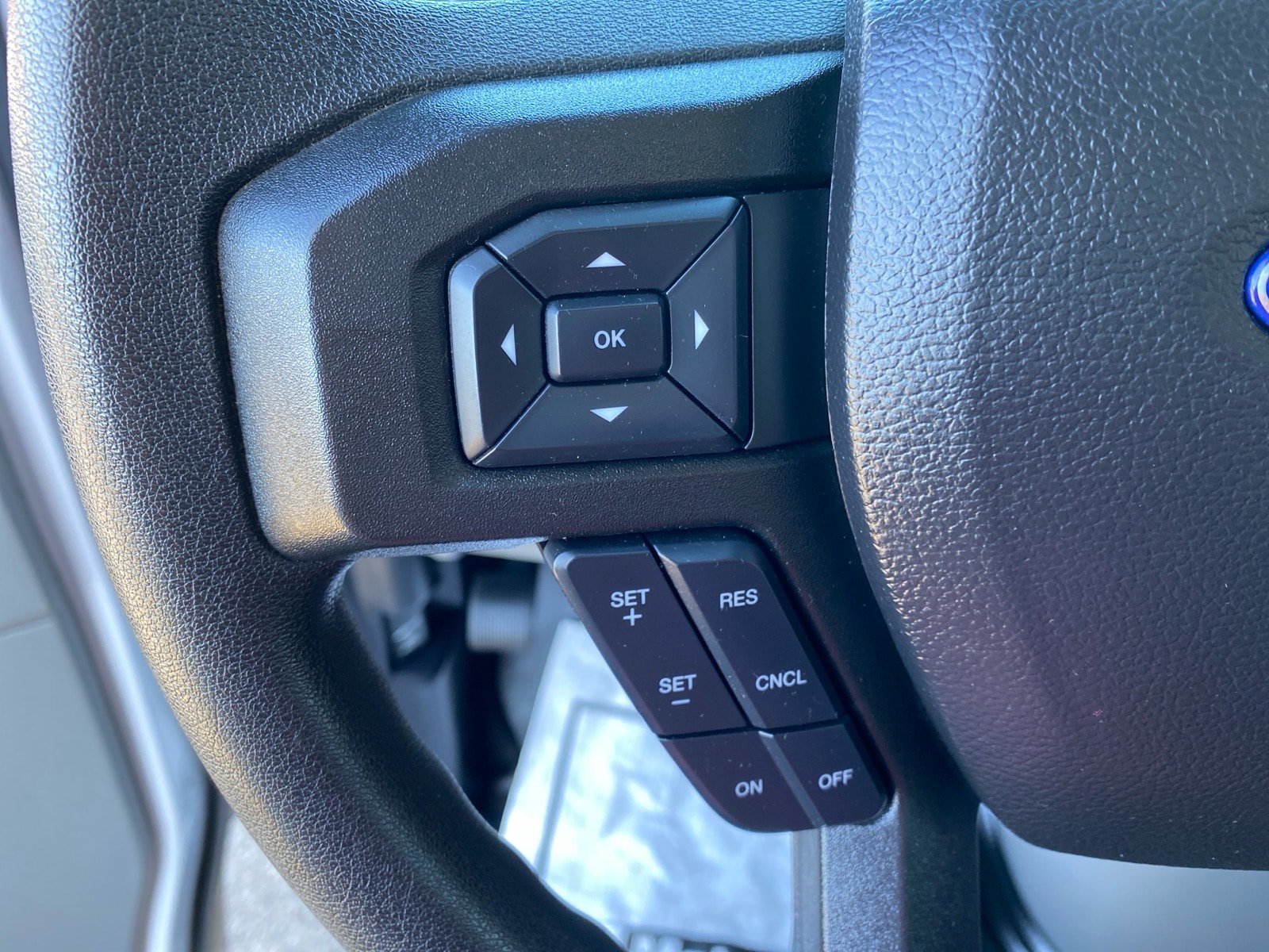 Used 2023 Ford E-350 and Econoline 350 Super Duty w/ Power Windows & Locks Group RWD image 15