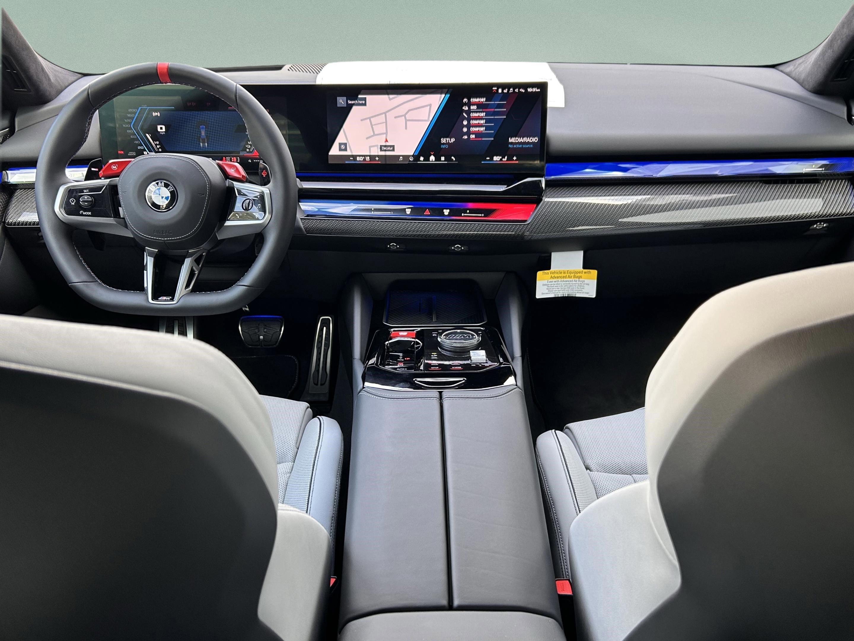 Used 2025 BMW M5 w/ Carbon Package image 10