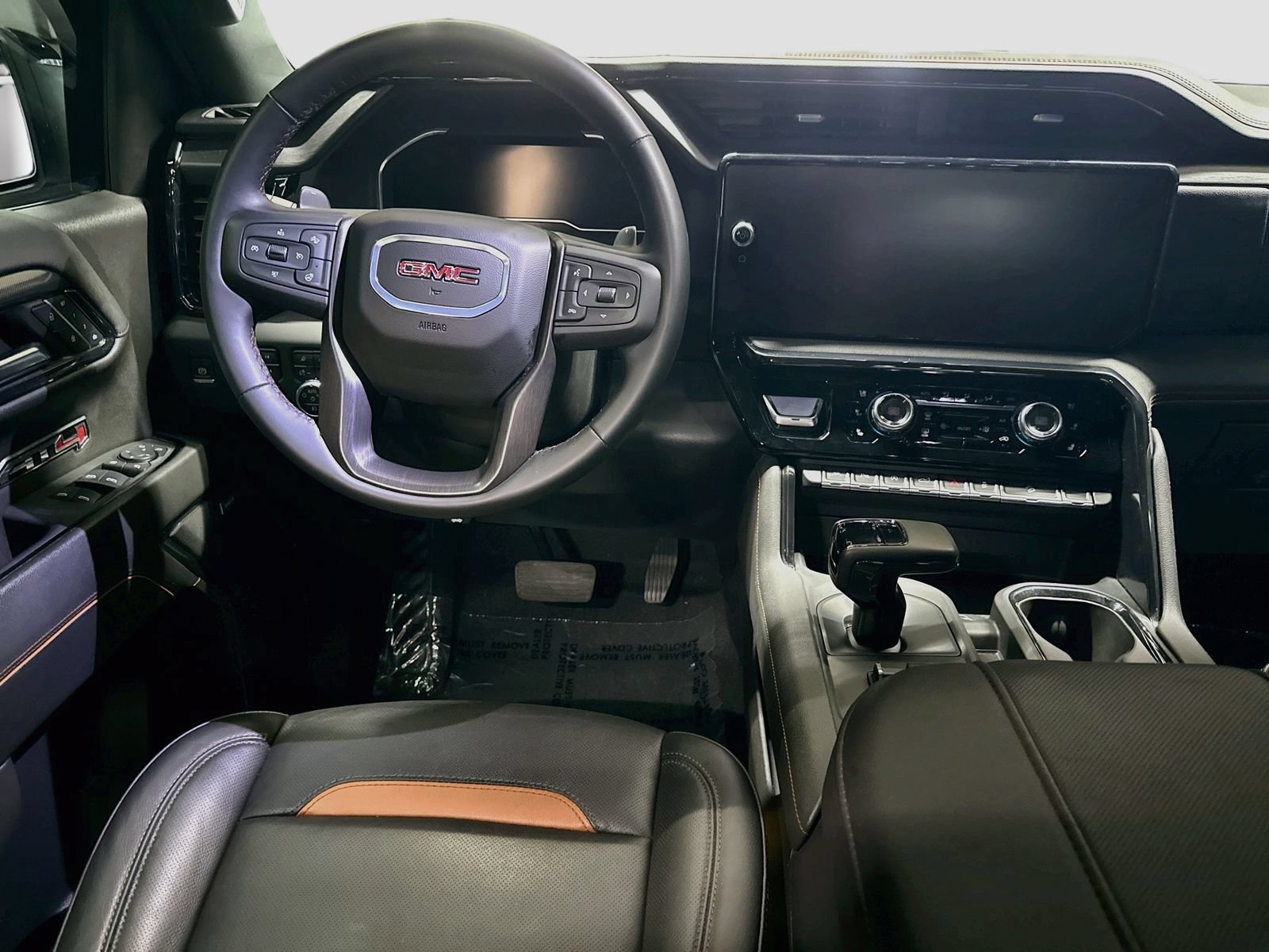 Used 2024 GMC Sierra 1500 AT4 w/ Technology Package AWD/4WD image 26