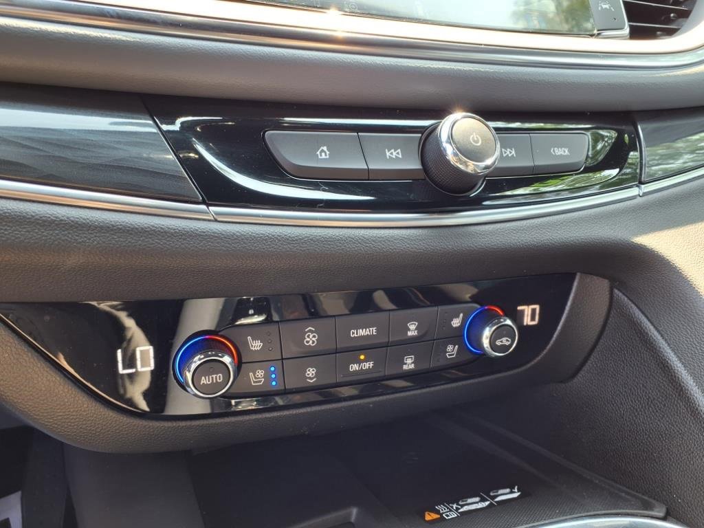 Certified 2023 Buick Enclave Premium image 11