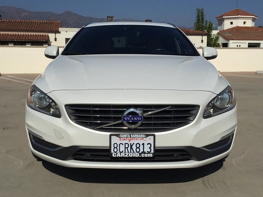 Used 2015 Volvo V60 T5 Premier w/ 19" Sport Package FWD image 9