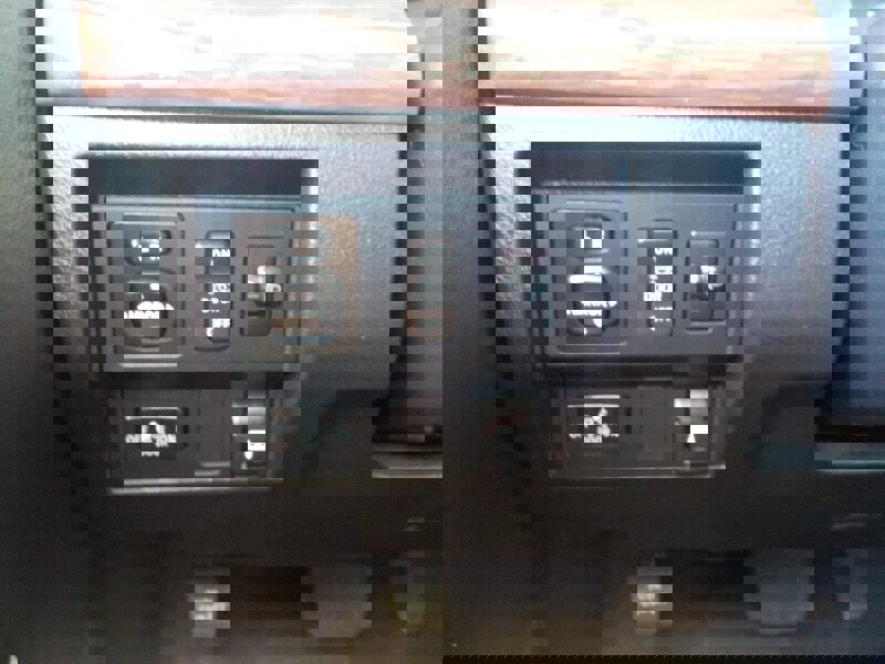 Used 2014 Toyota Tundra Limited w/ Limited Premium Package image 21