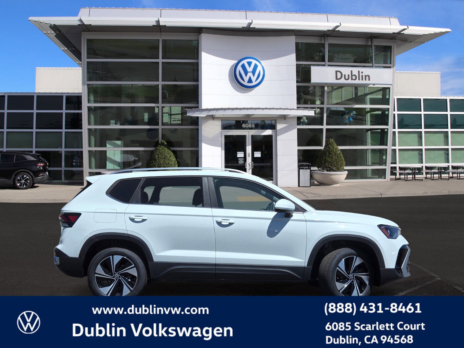 New 2026 Volkswagen Taos SE AWD/4WD image 3