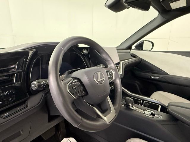 Used 2025 Lexus TX 350 AWD w/ Technology Package image 22