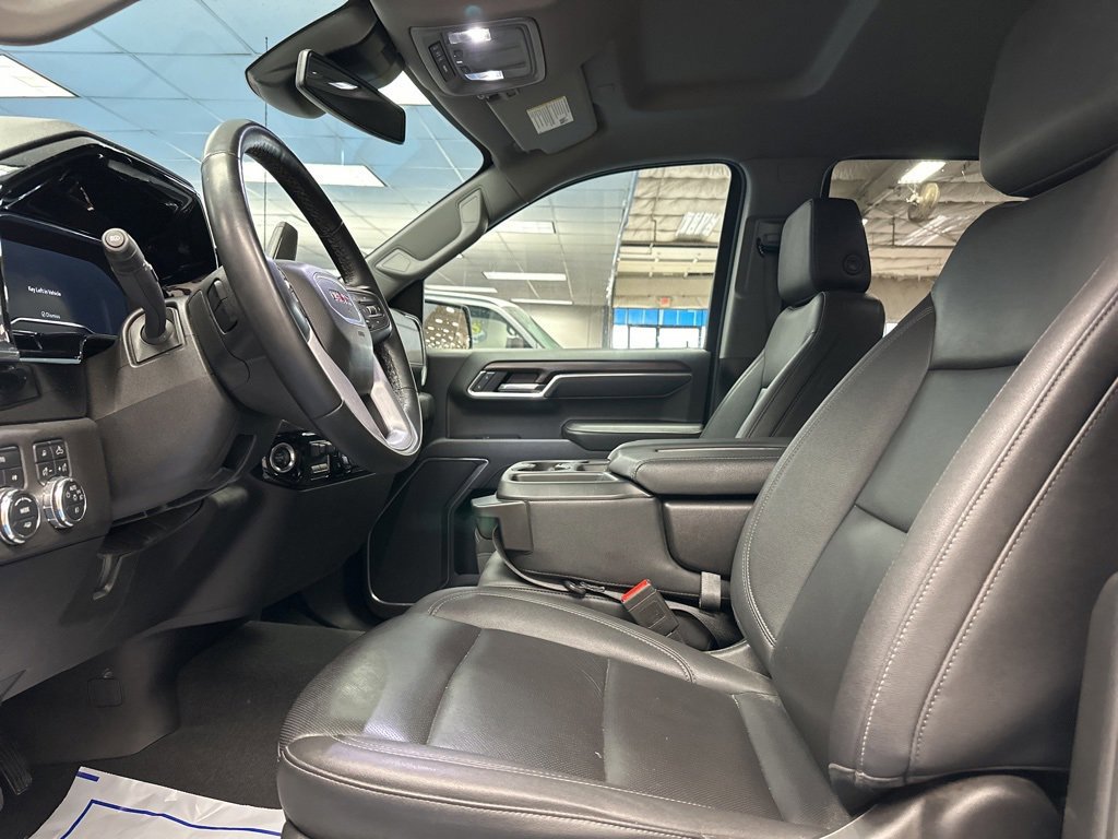 Certified 2025 GMC Sierra 1500 SLT image 22