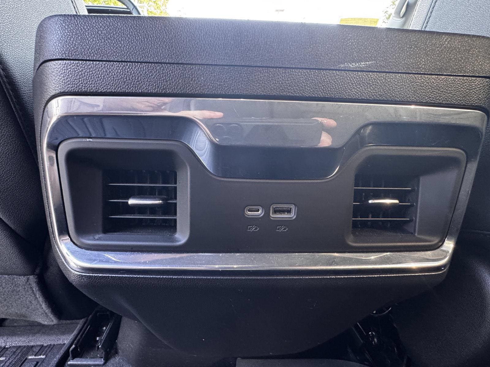 Certified 2023 GMC Sierra 1500 Elevation w/ Elevation Premium Package AWD/4WD image 19