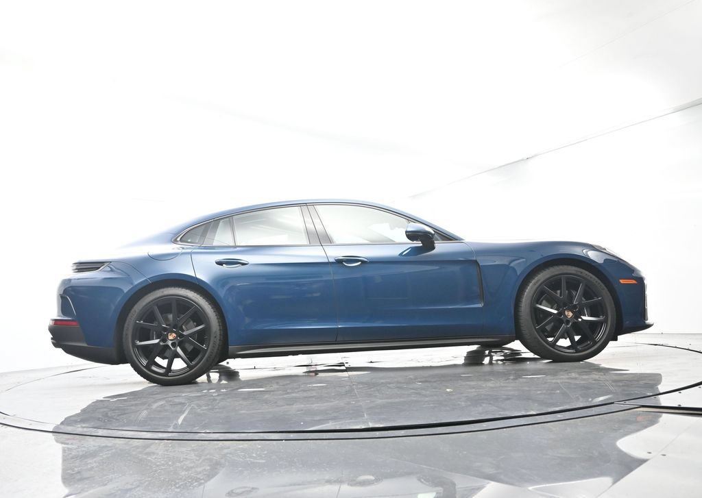 Certified 2026 Porsche Panamera RWD image 53