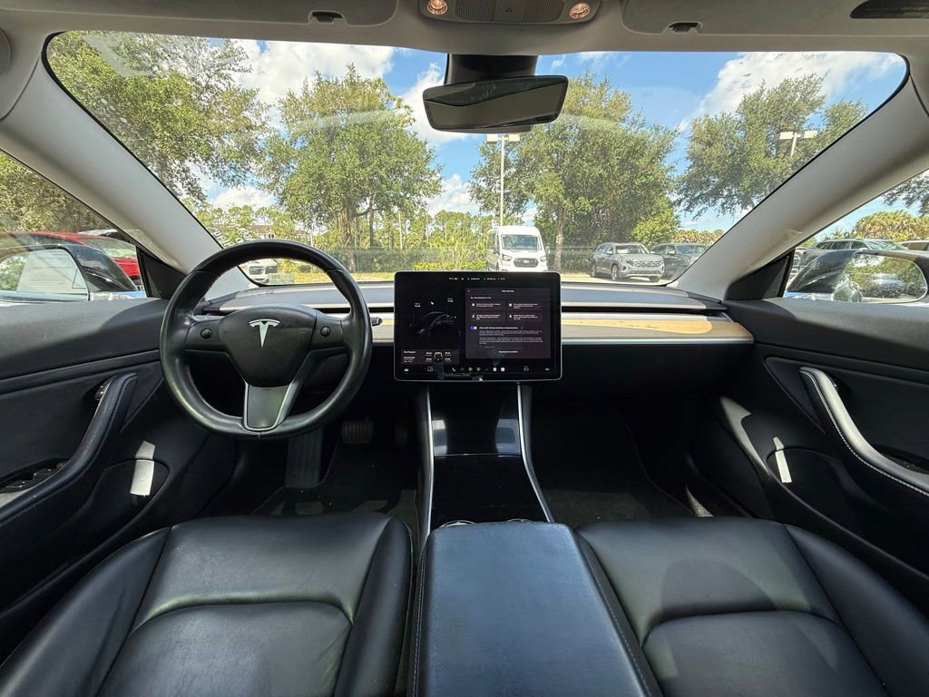 Used 2018 Tesla Model 3 Long Range RWD image 18