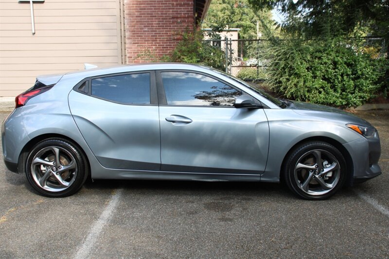 Used 2019 Hyundai Veloster 2.0 FWD image 12