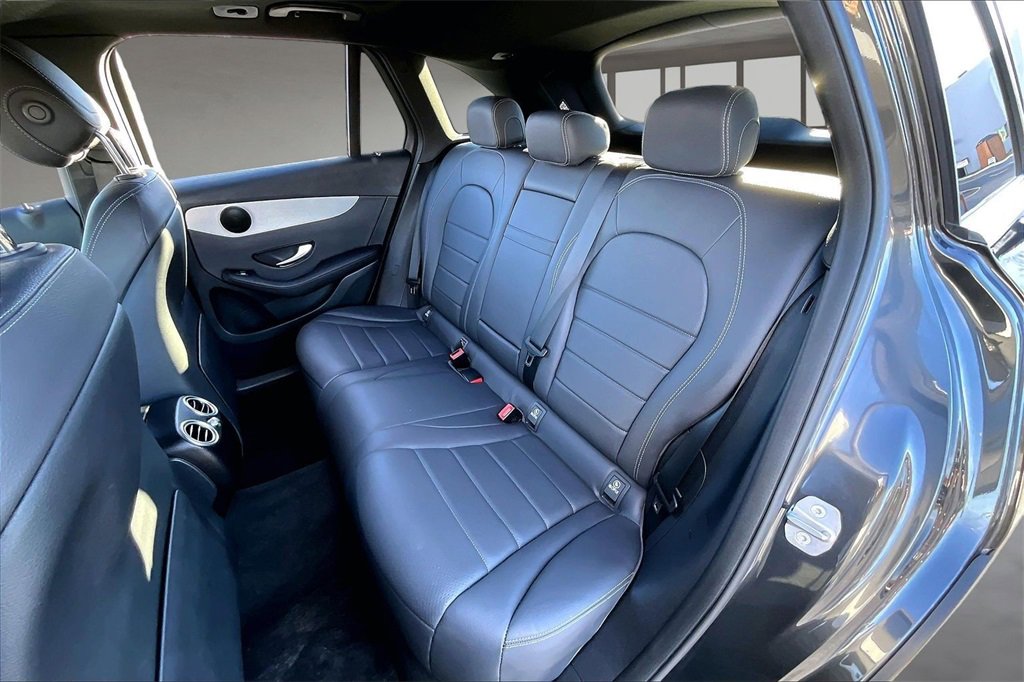 Used 2021 Mercedes-Benz GLC 300 4MATIC image 26