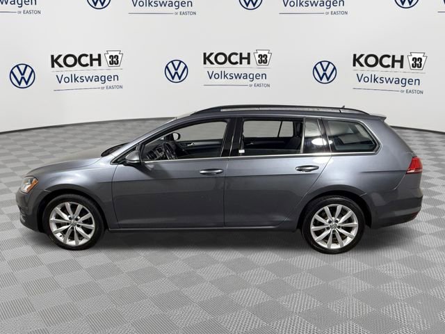 Used 2015 Volkswagen Golf SE image 4