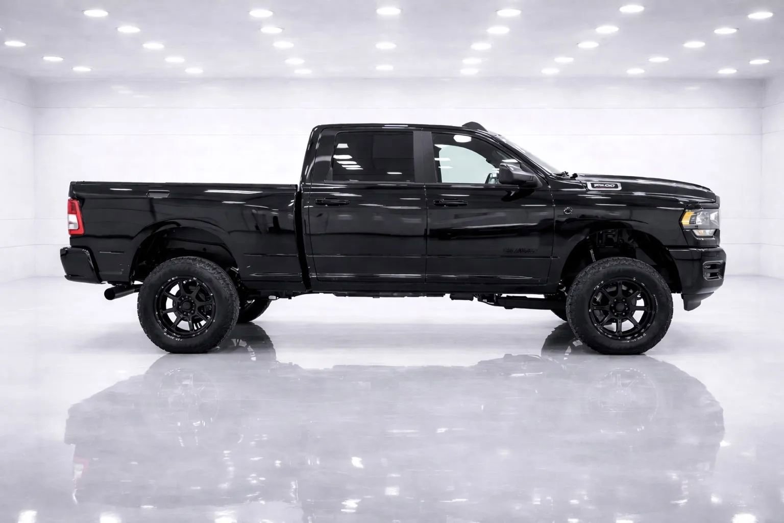Used 2020 RAM 2500 Big Horn w/ Level 2 Equipment Group AWD/4WD image 6