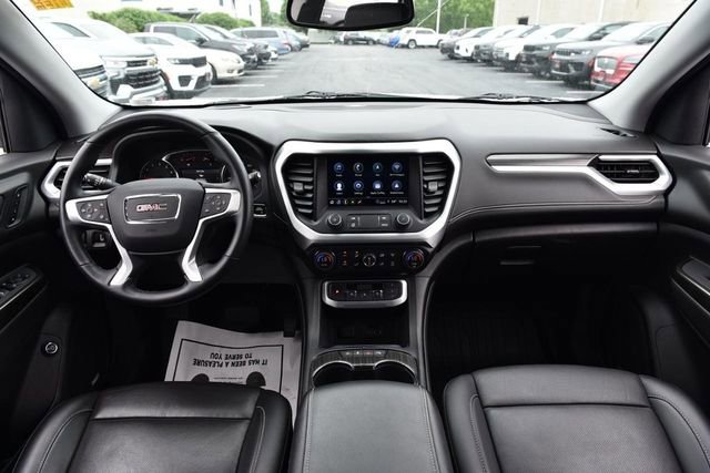 Used 2023 GMC Acadia SLT w/ Elevation Edition FWD image 7
