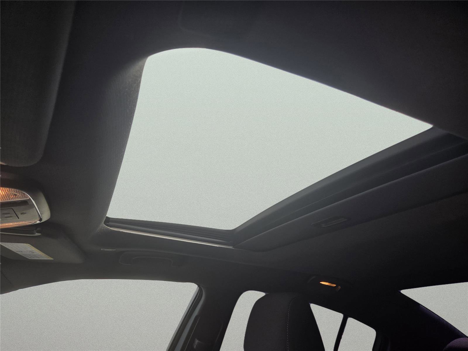 Used 2023 Dodge Charger Scat Pack w/ Technology Group image 17