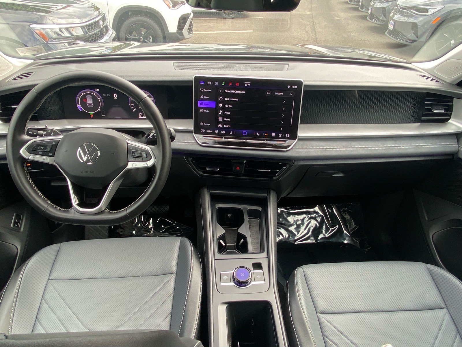 Certified 2026 Volkswagen Tiguan SE AWD/4WD image 10