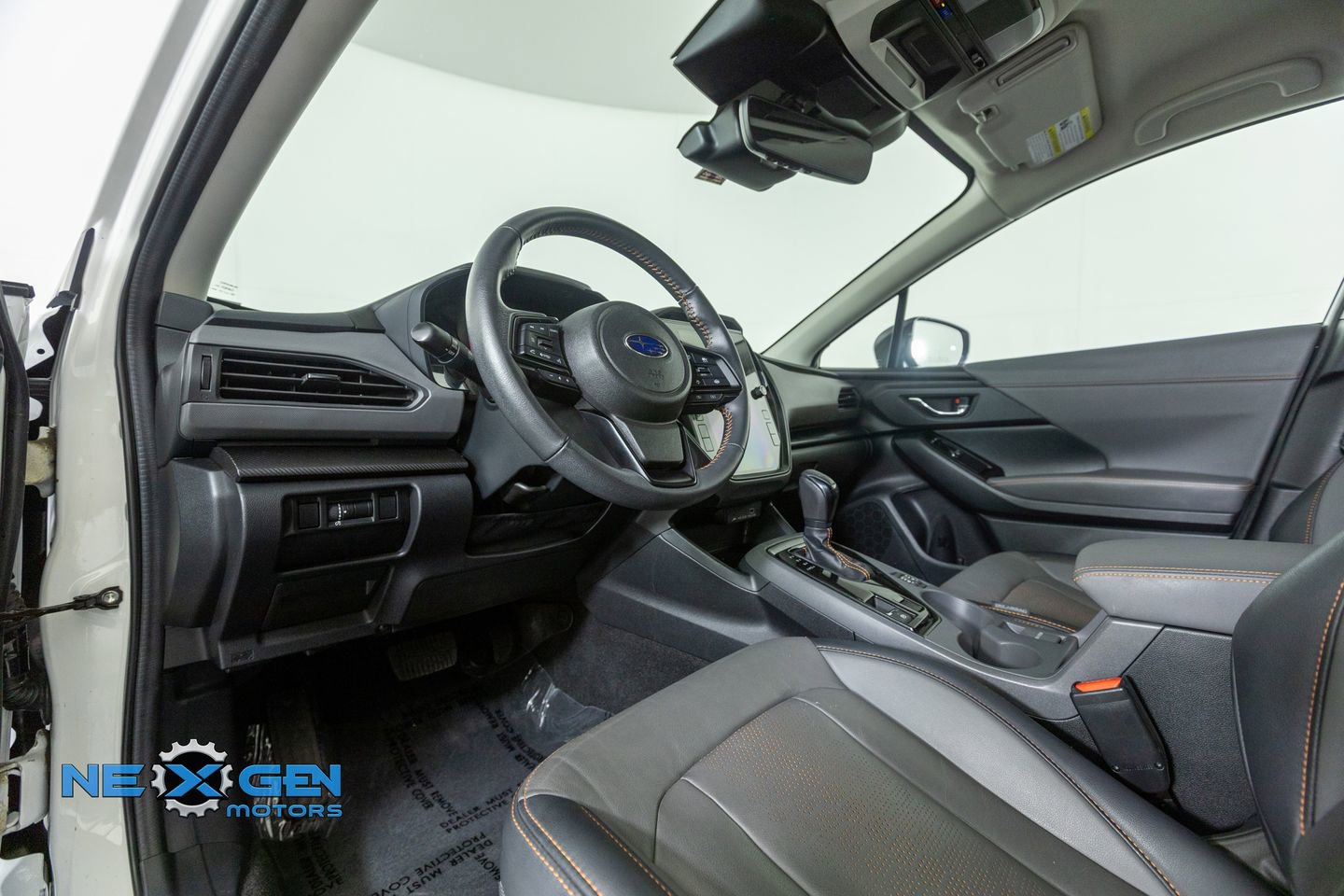 Used 2024 Subaru Crosstrek 2.5i Limited w/ Crosstrek Mirror Package image 10