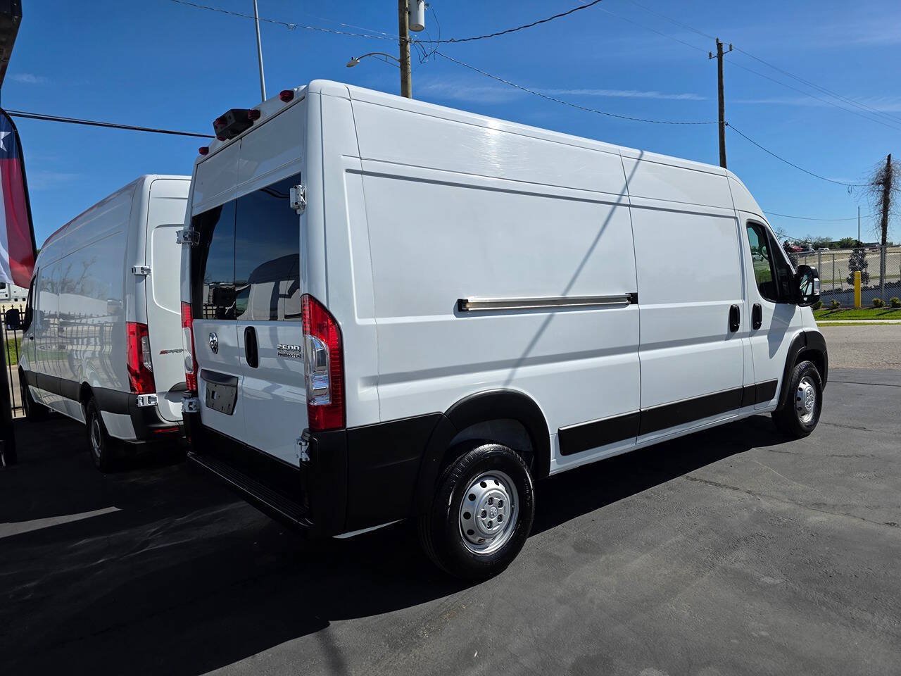 Used 2023 RAM ProMaster 2500 FWD image 6