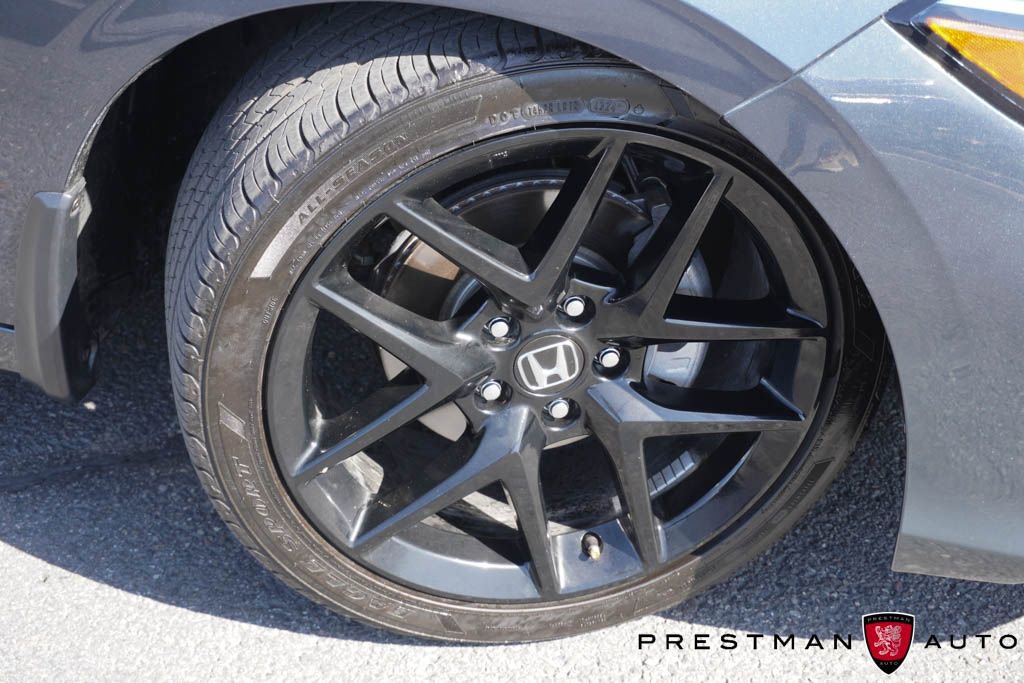 Used 2025 Honda Civic Sport image 10